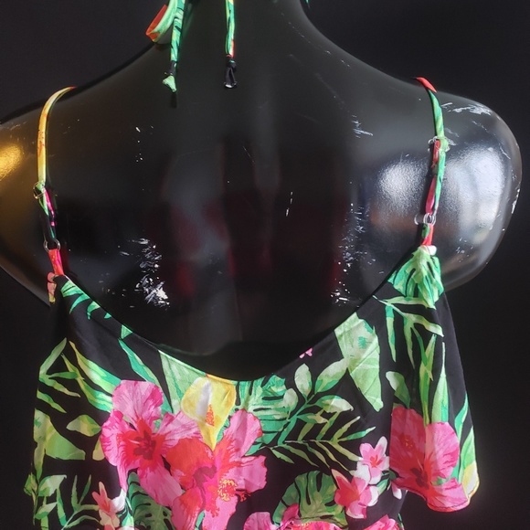 Seventeen Adorable bright jungle romper - Picture 4 of 4